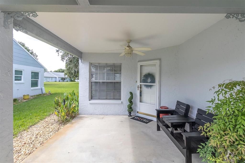For Sale: $224,900 (2 beds, 2 baths, 1135 Square Feet)