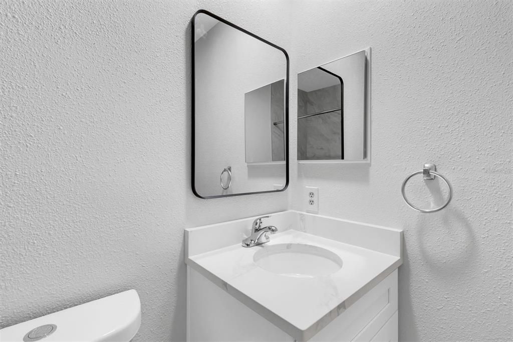 For Sale: $224,900 (2 beds, 2 baths, 1135 Square Feet)