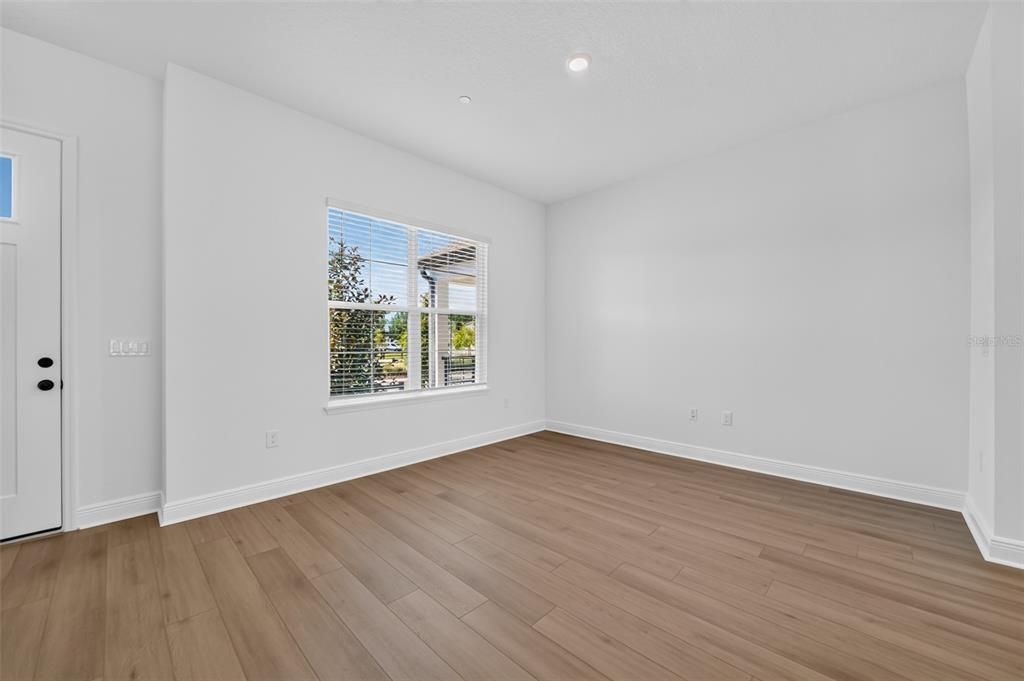 En Venta: $556,256 (3 camas, 2 baños, 1649 Pies cuadrados)