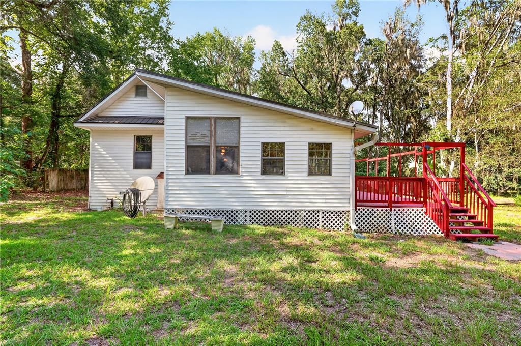 На продажу: $349,900 (3 спален, 2 ванн, 1966 Квадратных фут)