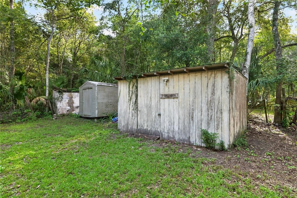На продажу: $349,900 (3 спален, 2 ванн, 1966 Квадратных фут)