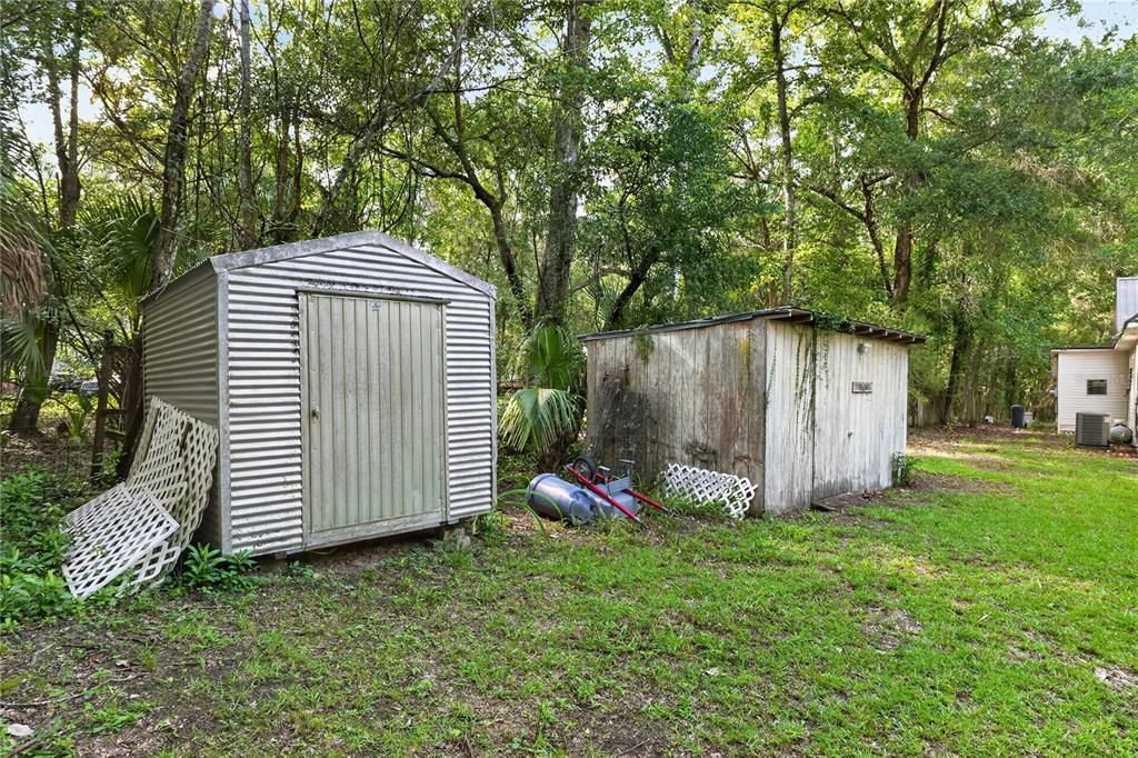 На продажу: $349,900 (3 спален, 2 ванн, 1966 Квадратных фут)