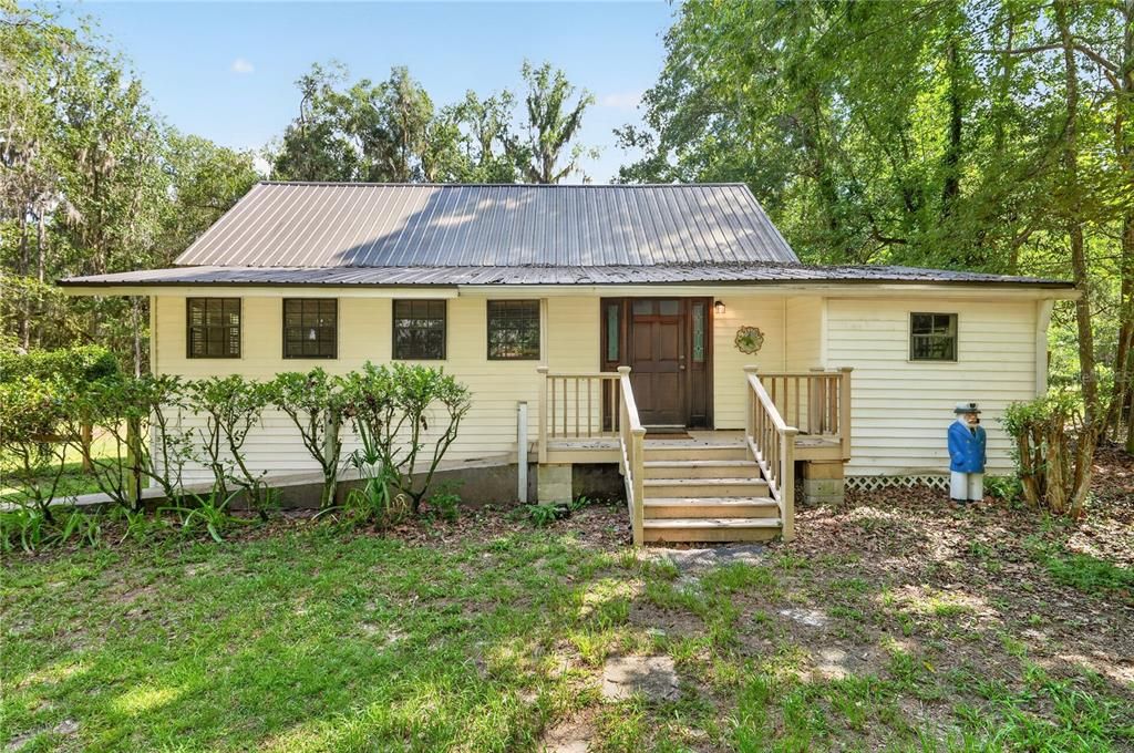 На продажу: $349,900 (3 спален, 2 ванн, 1966 Квадратных фут)