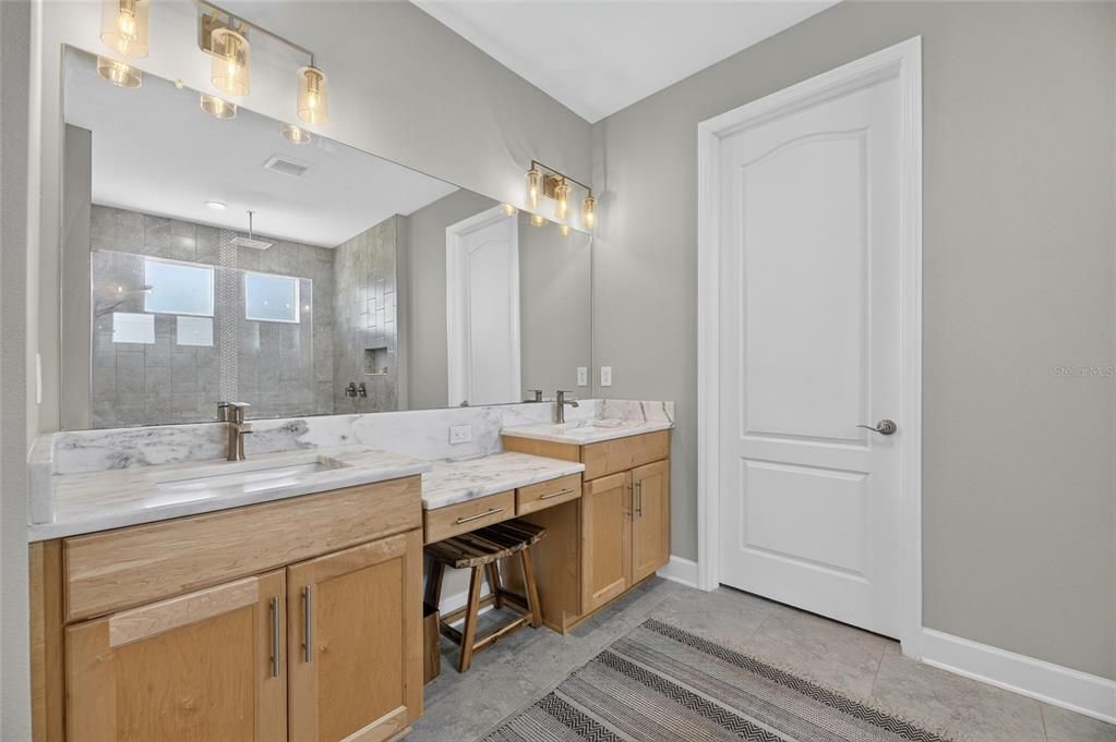 For Sale: $779,000 (3 beds, 3 baths, 3057 Square Feet)