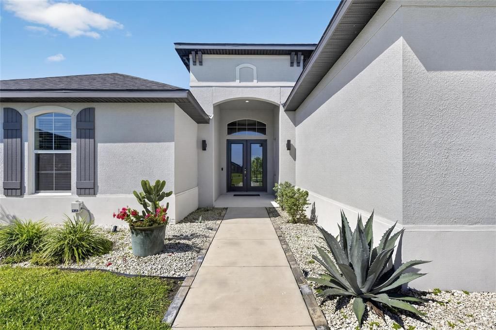 For Sale: $779,000 (3 beds, 3 baths, 3057 Square Feet)