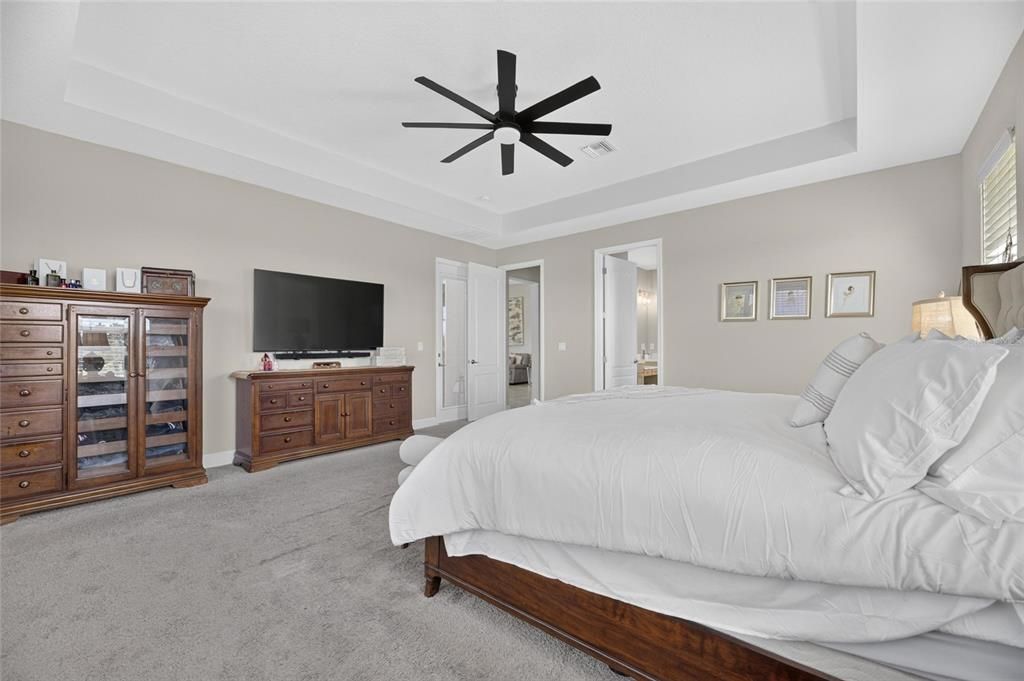 For Sale: $779,000 (3 beds, 3 baths, 3057 Square Feet)