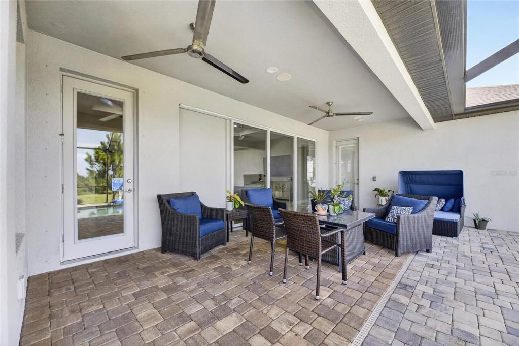 For Sale: $779,000 (3 beds, 3 baths, 3057 Square Feet)