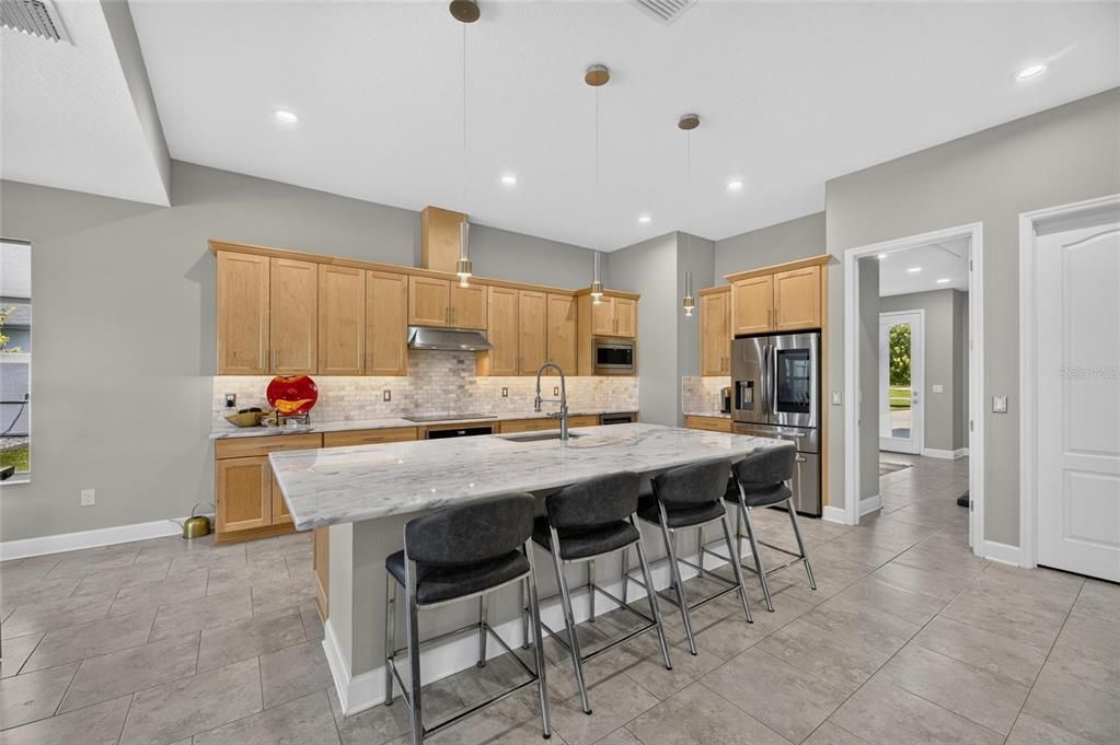 For Sale: $779,000 (3 beds, 3 baths, 3057 Square Feet)