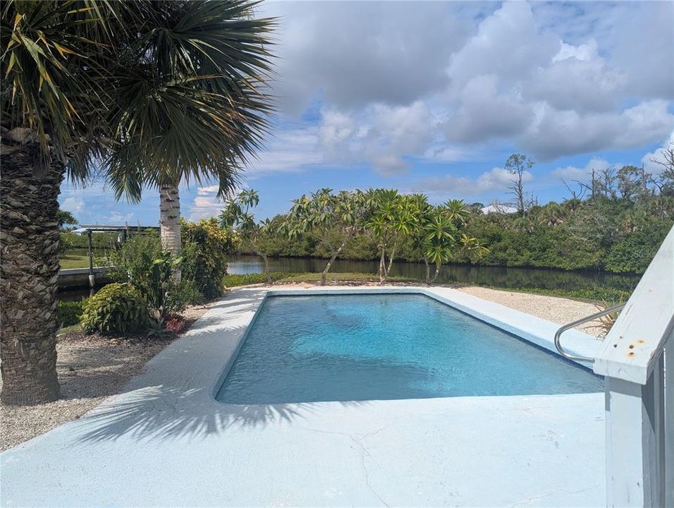 En Venta: $877,000 (3 camas, 3 baños, 1928 Pies cuadrados)