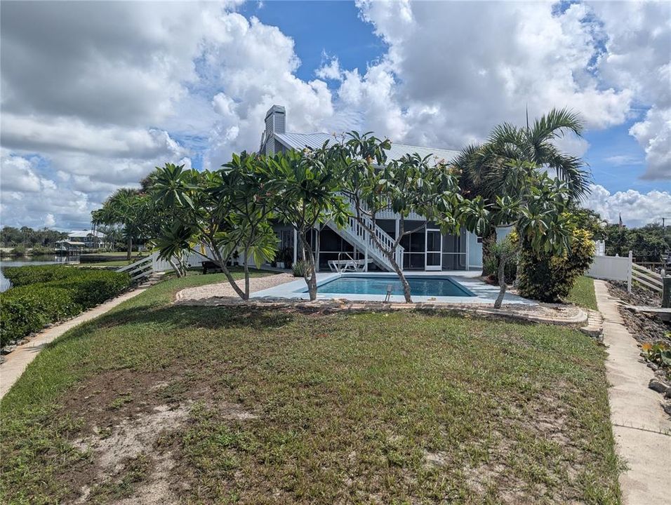 En Venta: $877,000 (3 camas, 3 baños, 1928 Pies cuadrados)