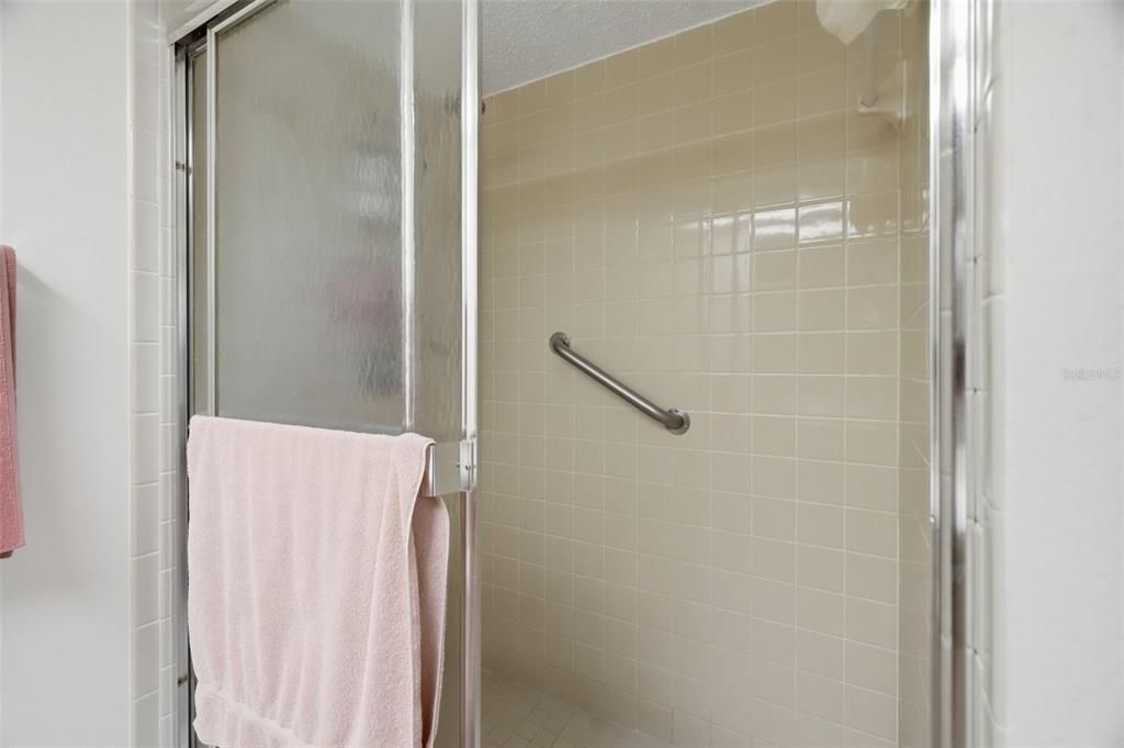 For Sale: $155,000 (2 beds, 2 baths, 1114 Square Feet)