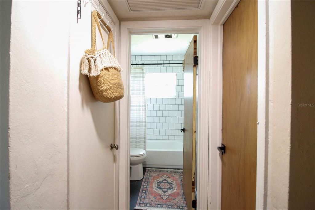 En Venta: $349,000 (2 camas, 1 baños, 884 Pies cuadrados)