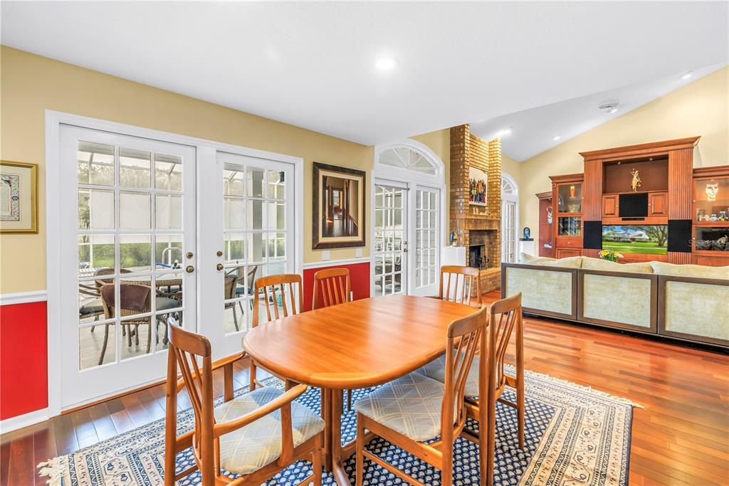 En Venta: $1,449,000 (4 camas, 3 baños, 3348 Pies cuadrados)