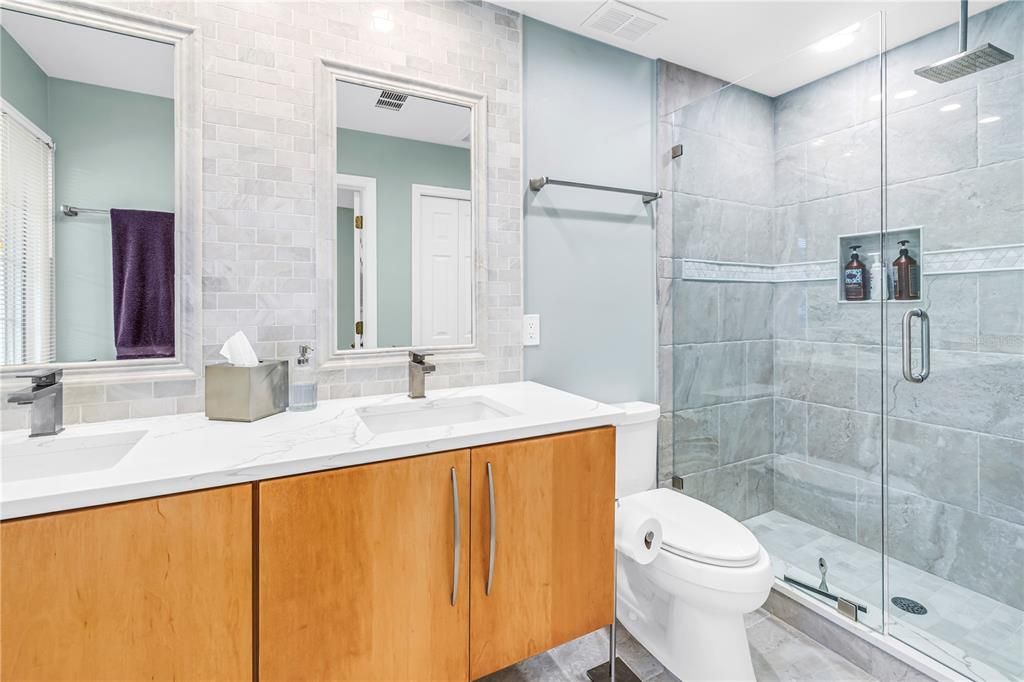 En Venta: $1,449,000 (4 camas, 3 baños, 3348 Pies cuadrados)