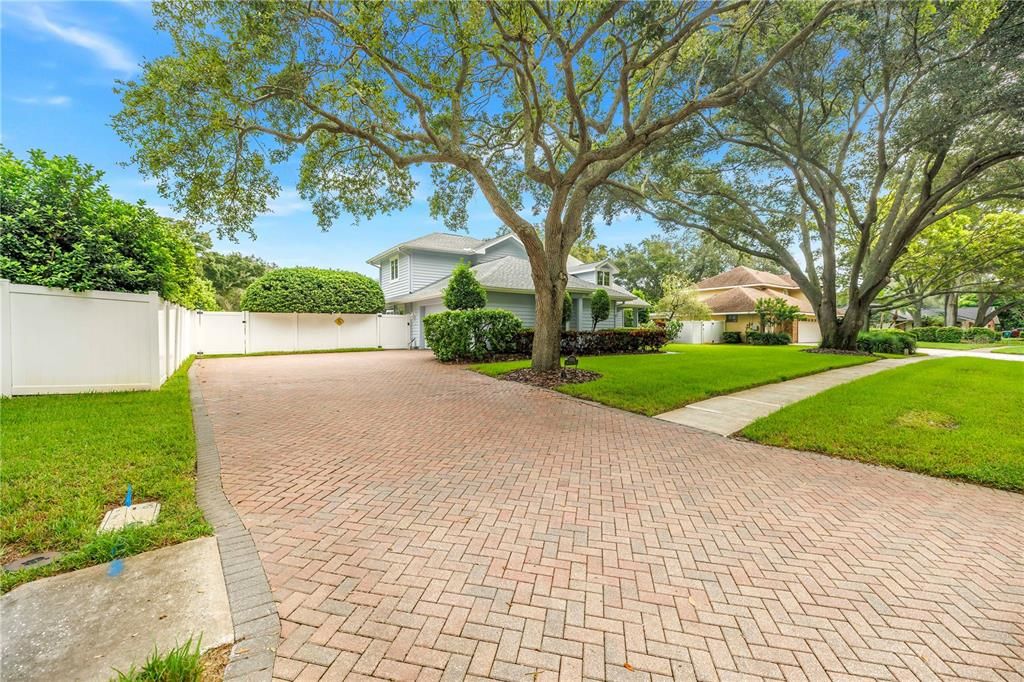 En Venta: $1,449,000 (4 camas, 3 baños, 3348 Pies cuadrados)