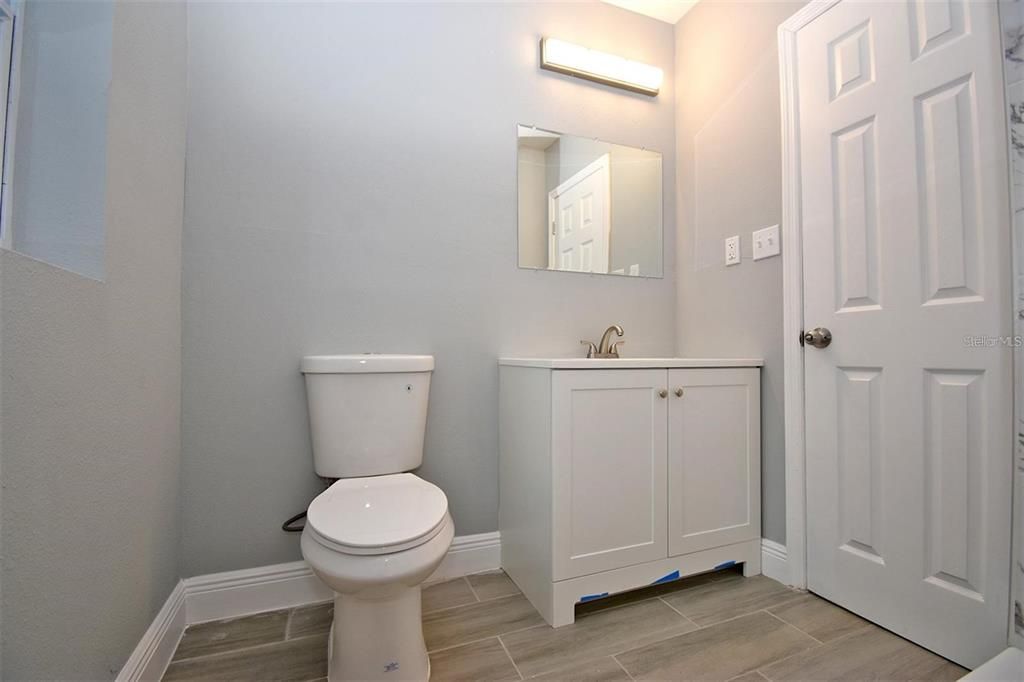 For Sale: $289,900 (3 beds, 2 baths, 996 Square Feet)