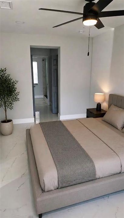 En Venta: $335,000 (3 camas, 2 baños, 1080 Pies cuadrados)