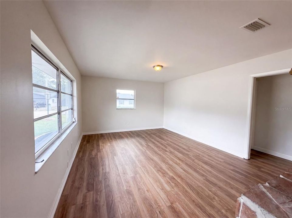 На продажу: $395,000 (3 спален, 2 ванн, 2292 Квадратных фут)