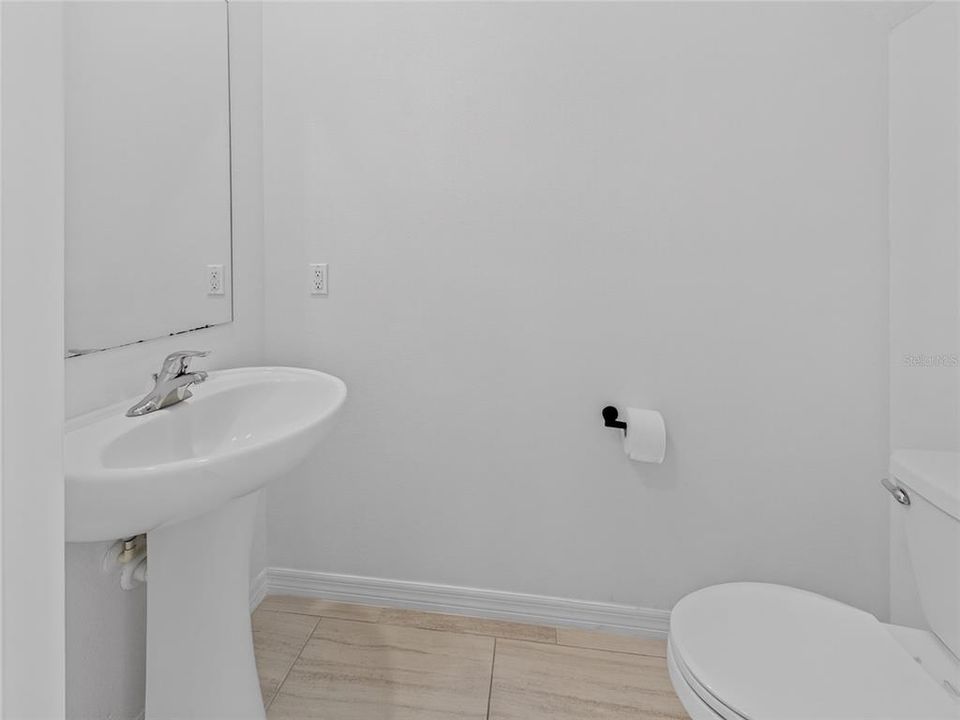 En Renta: $2,450 (4 camas, 2 baños, 1870 Pies cuadrados)