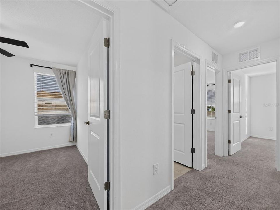 En Renta: $2,450 (4 camas, 2 baños, 1870 Pies cuadrados)