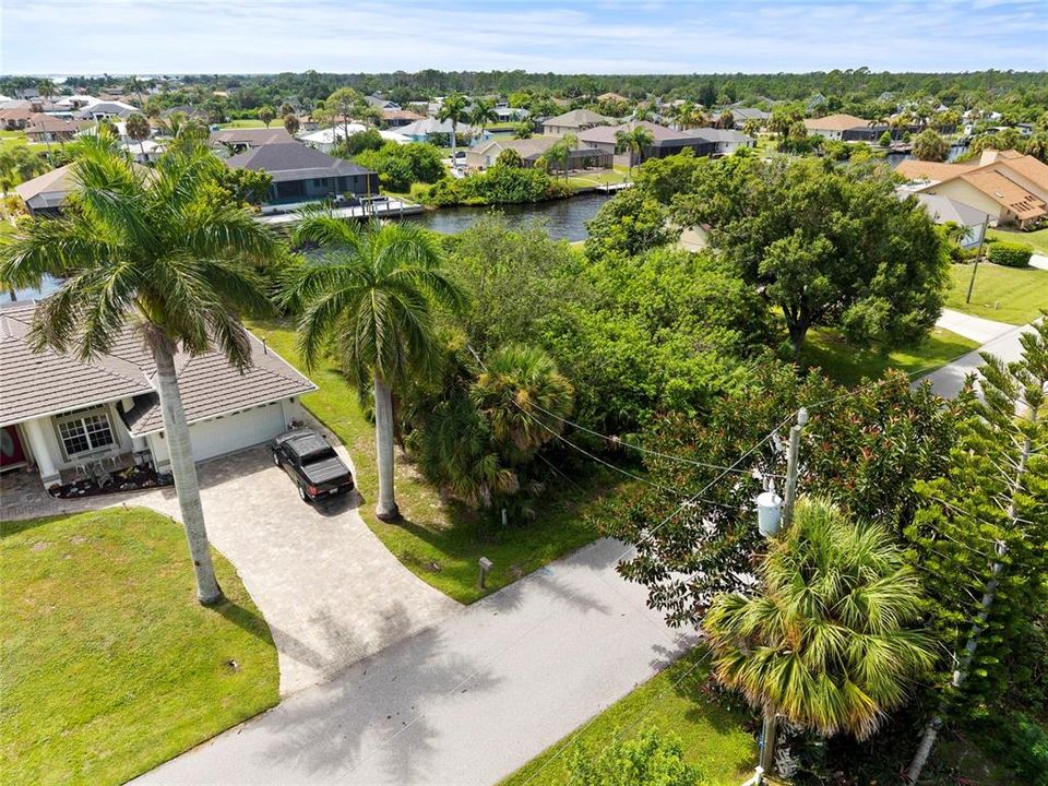 En Venta: $174,999 (0.23 acres)