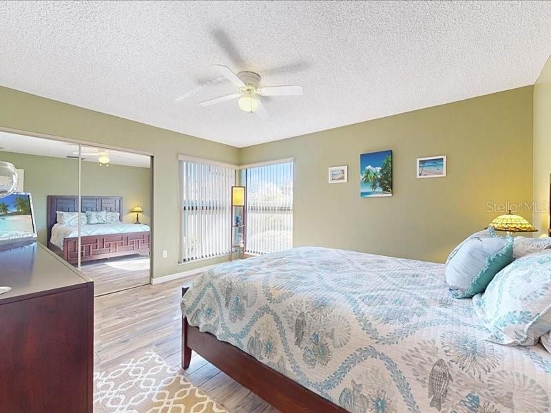For Sale: $245,000 (2 beds, 2 baths, 1464 Square Feet)