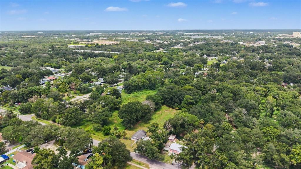 待售: $325,000 (2.01 acres)