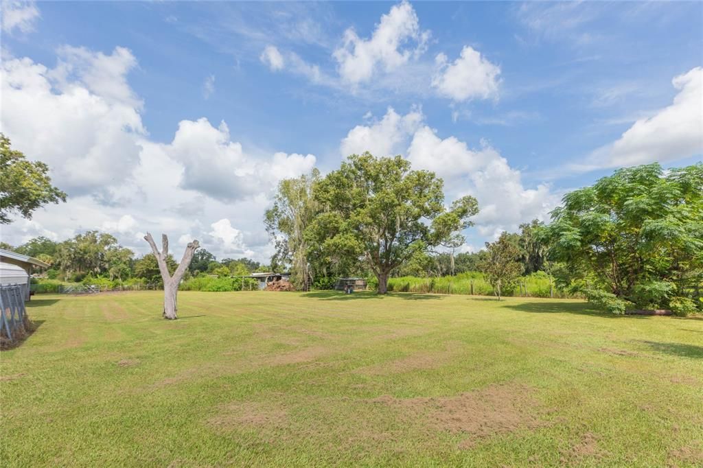 En Venta: $599,900 (4 camas, 3 baños, 2659 Pies cuadrados)