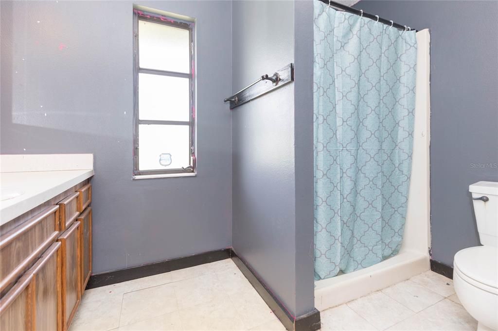 En Venta: $599,900 (4 camas, 3 baños, 2659 Pies cuadrados)