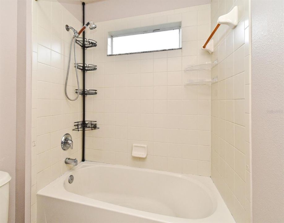 В аренду: $2,900 (4 спален, 3 ванн, 2776 Квадратных фут)