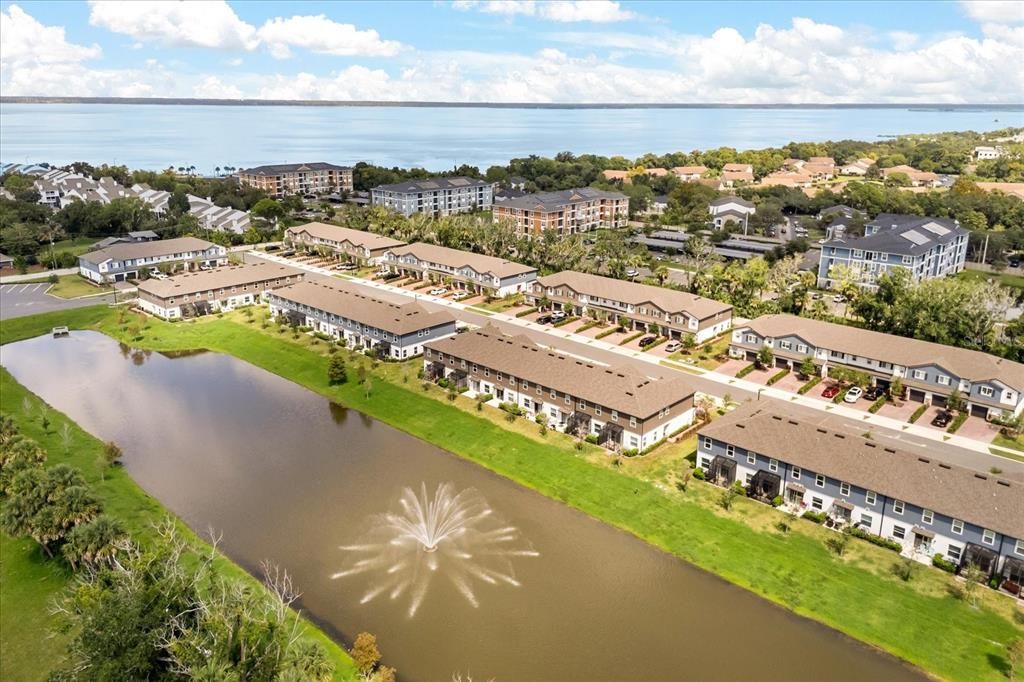 На продажу: $375,000 (3 спален, 2 ванн, 1587 Квадратных фут)