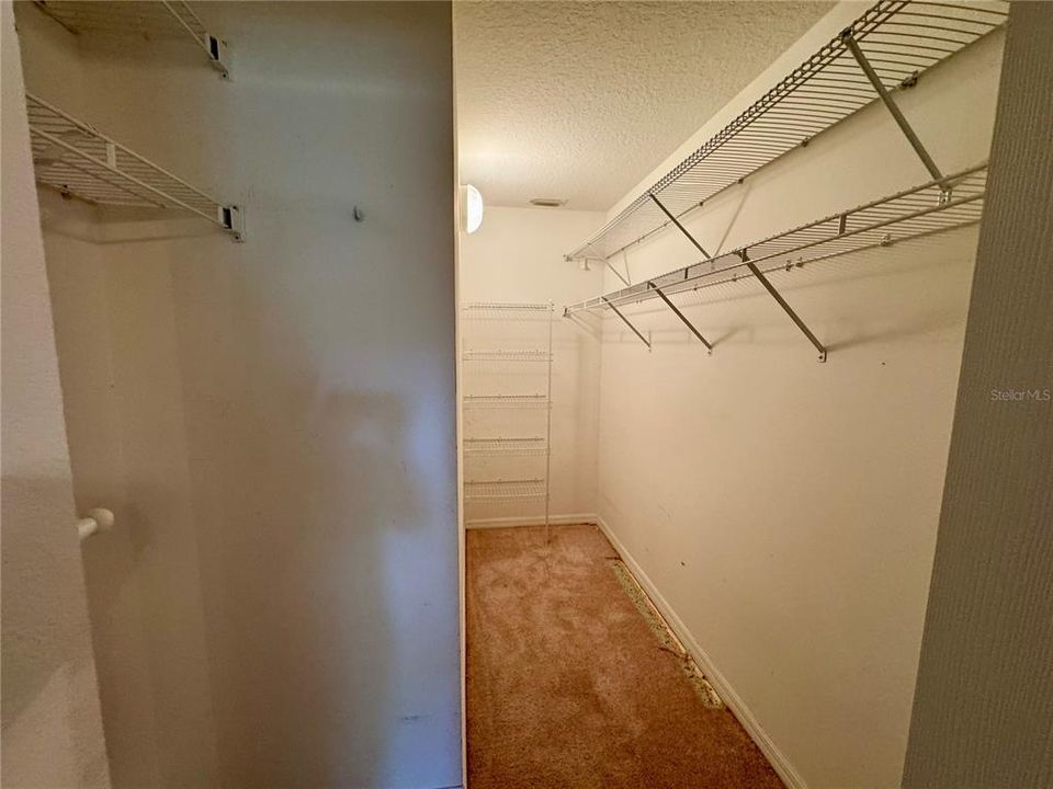 На продажу: $299,000 (3 спален, 2 ванн, 1674 Квадратных фут)