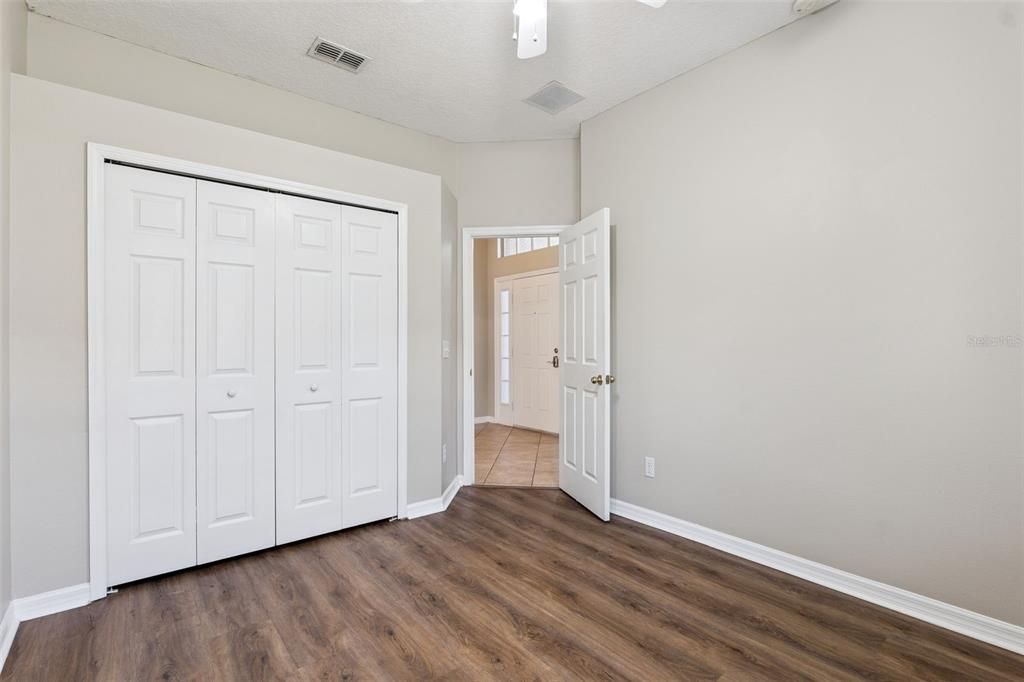 For Sale: $475,000 (3 beds, 2 baths, 1642 Square Feet)