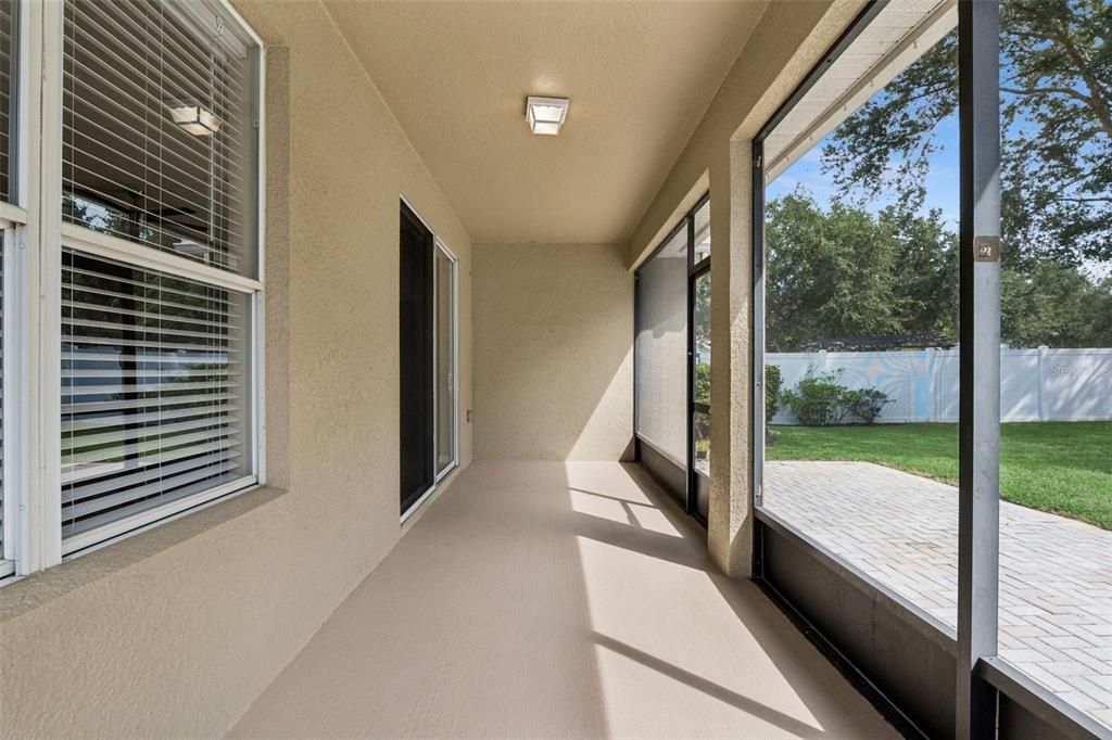 For Sale: $475,000 (3 beds, 2 baths, 1642 Square Feet)