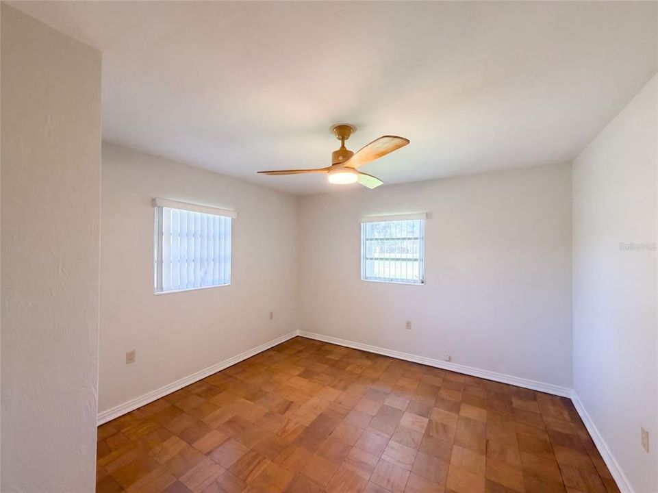 For Sale: $290,000 (3 beds, 2 baths, 1619 Square Feet)
