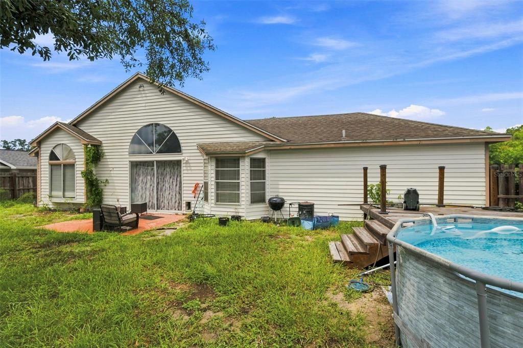 For Sale: $225,000 (3 beds, 2 baths, 1197 Square Feet)