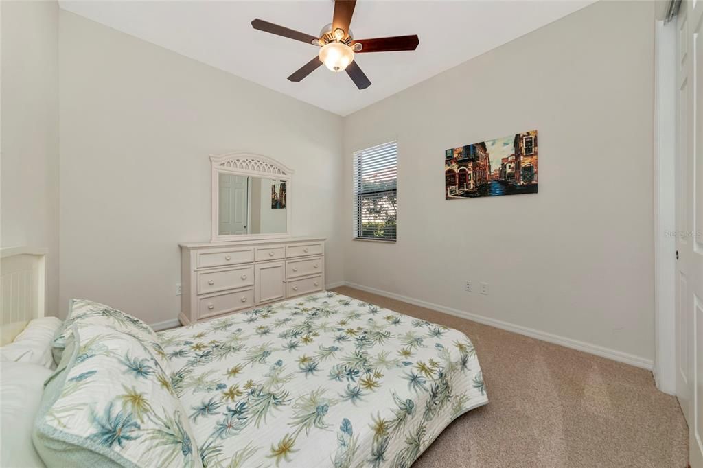 En Venta: $625,000 (3 camas, 2 baños, 2251 Pies cuadrados)