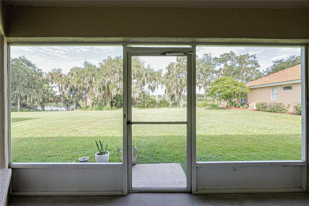 En Venta: $349,000 (3 camas, 2 baños, 1914 Pies cuadrados)