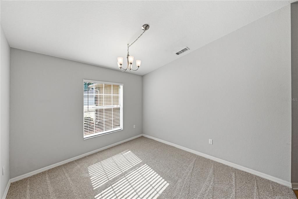 En Venta: $349,000 (3 camas, 2 baños, 1914 Pies cuadrados)