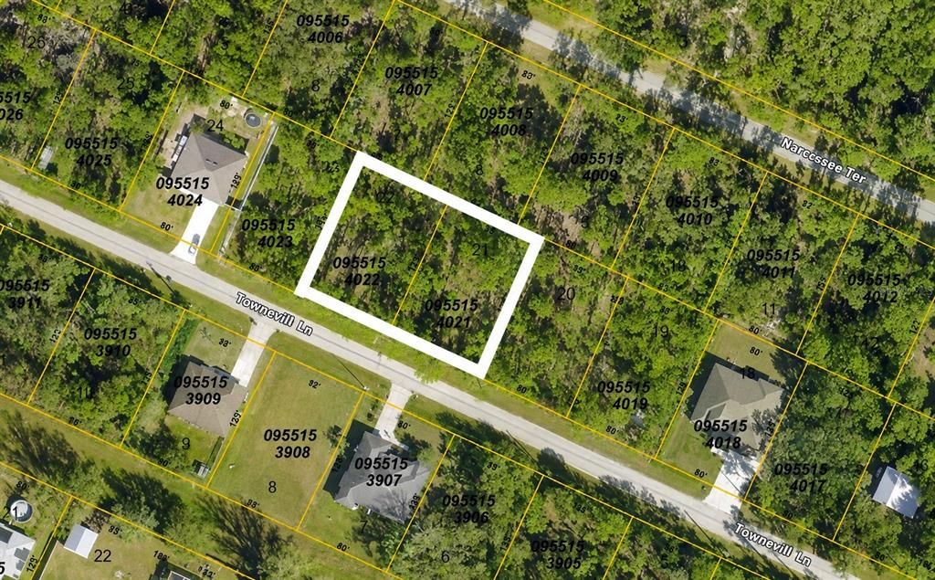 На продажу: $35,900 (0.46 acres)