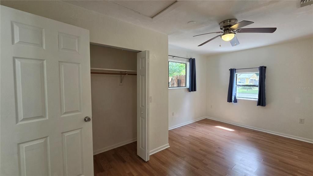 For Rent: $2,300 (3 beds, 2 baths, 1116 Square Feet)