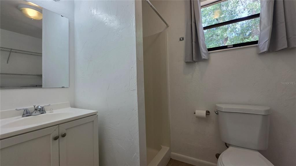 For Rent: $2,300 (3 beds, 2 baths, 1116 Square Feet)