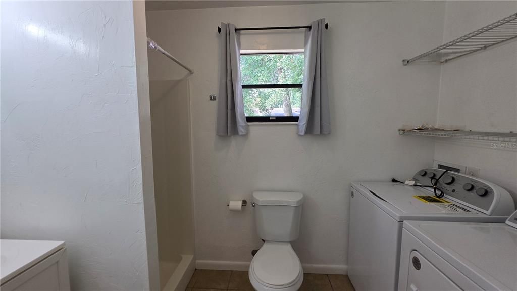 For Rent: $2,300 (3 beds, 2 baths, 1116 Square Feet)