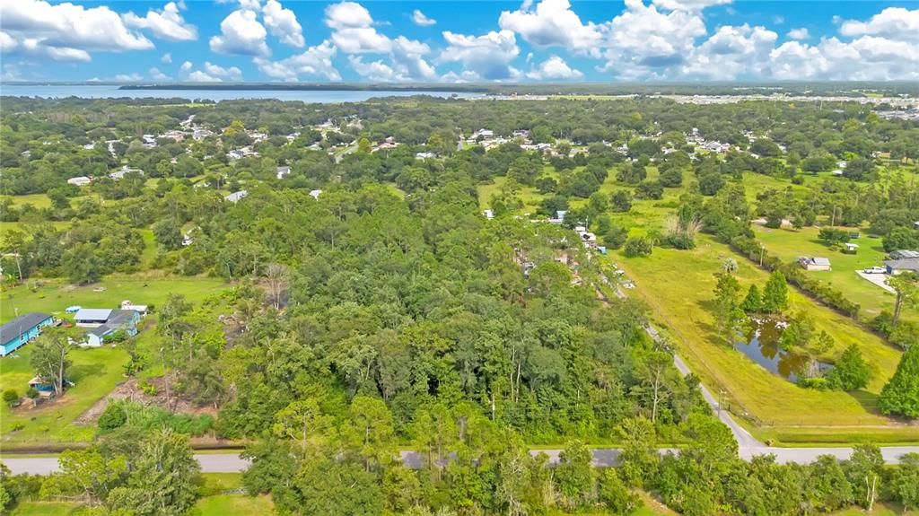 待售: $200,000 (2.45 acres)