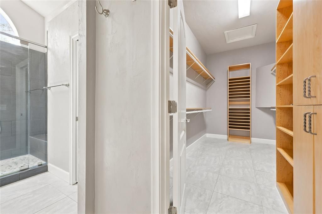 En Venta: $740,000 (4 camas, 3 baños, 2662 Pies cuadrados)