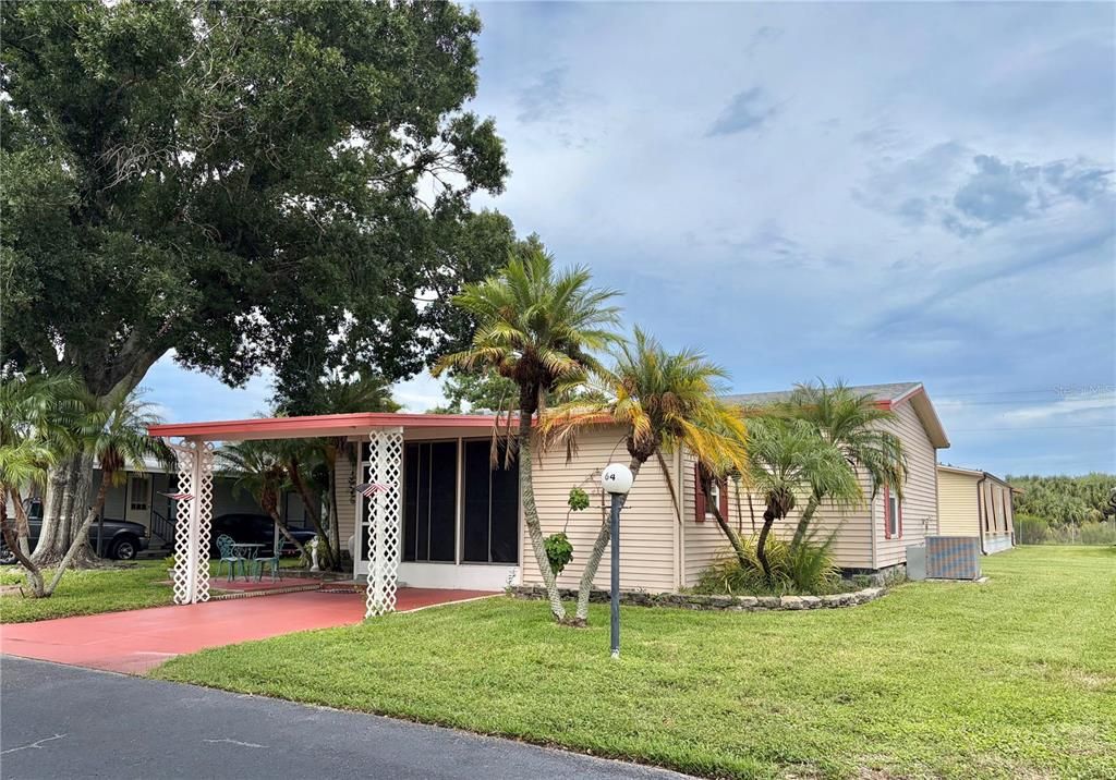 En Venta: $174,900 (2 camas, 2 baños, 950 Pies cuadrados)