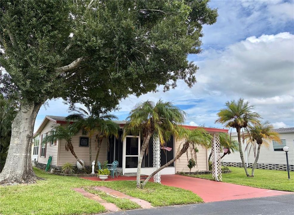 En Venta: $174,900 (2 camas, 2 baños, 950 Pies cuadrados)