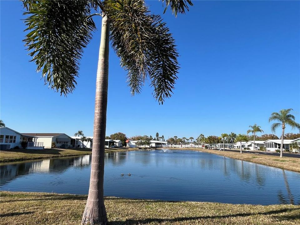 En Venta: $174,900 (2 camas, 2 baños, 950 Pies cuadrados)