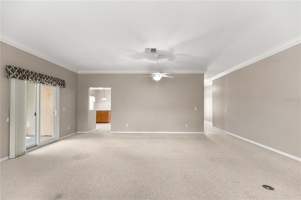 For Sale: $313,483 (3 beds, 2 baths, 2374 Square Feet)