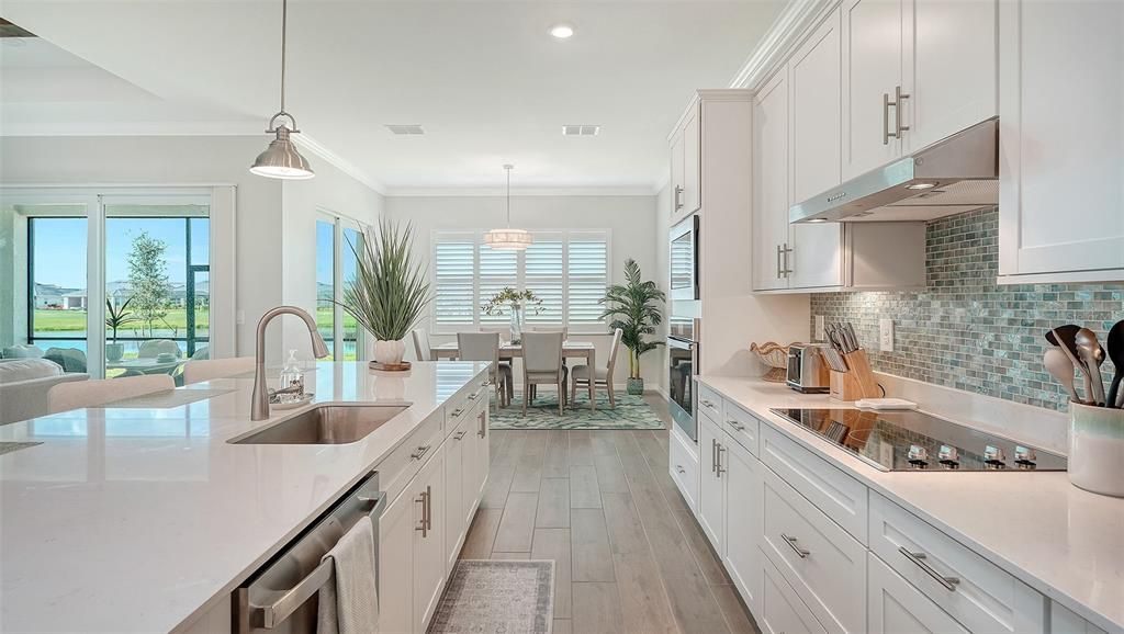 For Rent: $10,500 (3 beds, 3 baths, 2650 Square Feet)